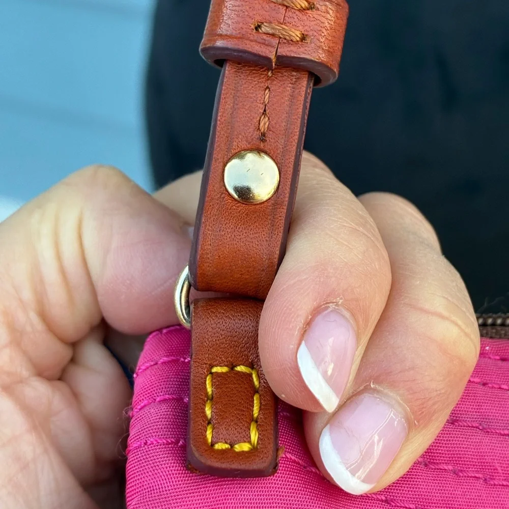 Dooney & Bourke nylon North South Triple Zip crossbody preppy, vacation, travel - Picture 6 of 7